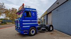 20251019-Tom-Holding-00101